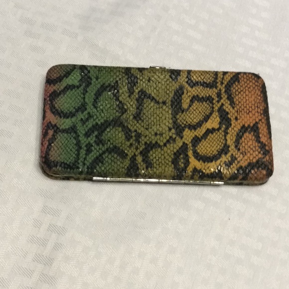 Snake Skin Design Wallet - Picture 5 of 7